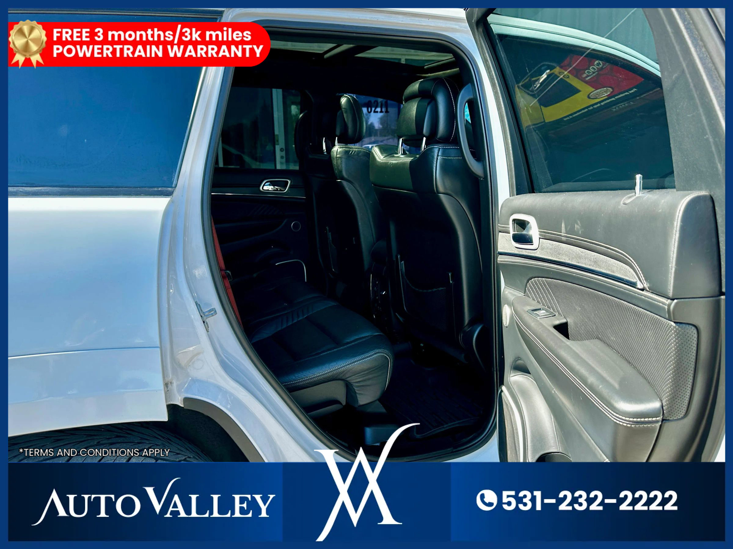 Used 2018 Jeep Grand Cherokee SRT image 24