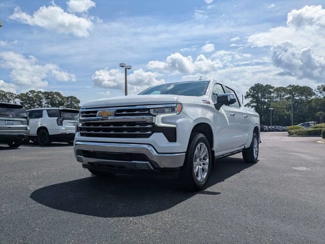 Used 2023 Chevrolet Silverado 1500 LTZ w/ LTZ Convenience Package II AWD/4WD image 7
