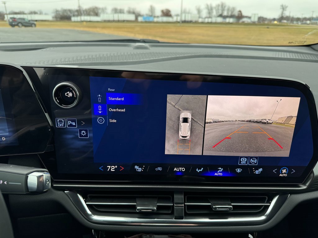 New 2026 Chevrolet Equinox EV LT image 22