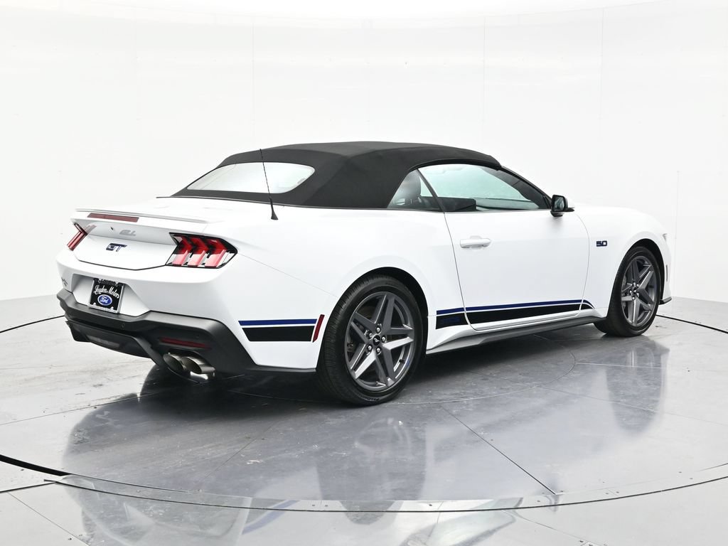 Used 2025 Ford Mustang GT Premium RWD image 5