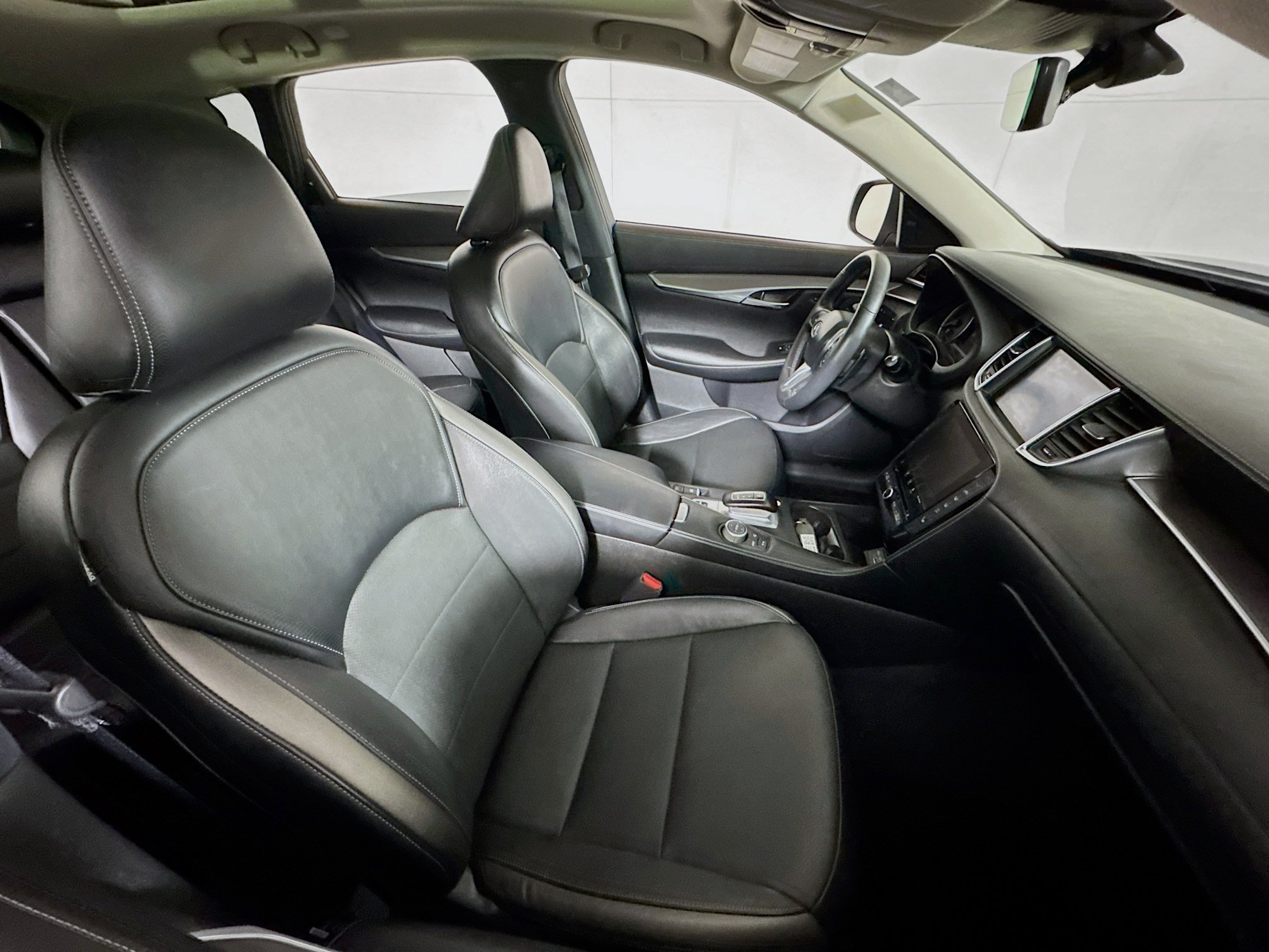 Used 2023 INFINITI QX50 Luxe AWD/4WD image 27