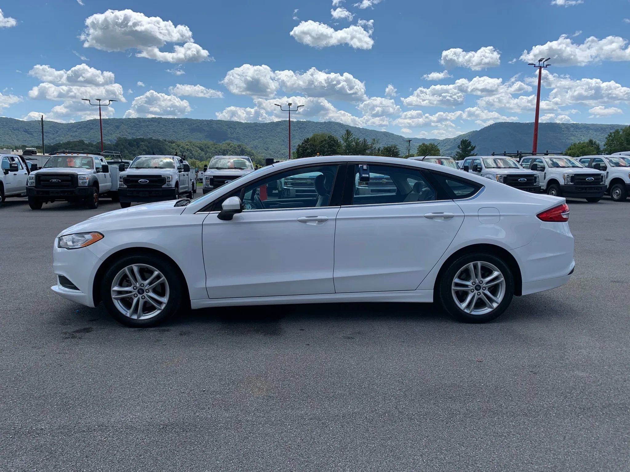 Used 2018 Ford Fusion S image 5
