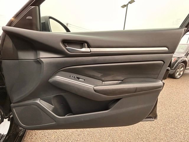 Used 2022 Nissan Altima 2.5 SV AWD/4WD image 31