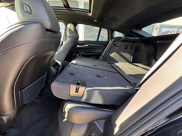 Used 2023 BMW X4 xDrive30i image 19