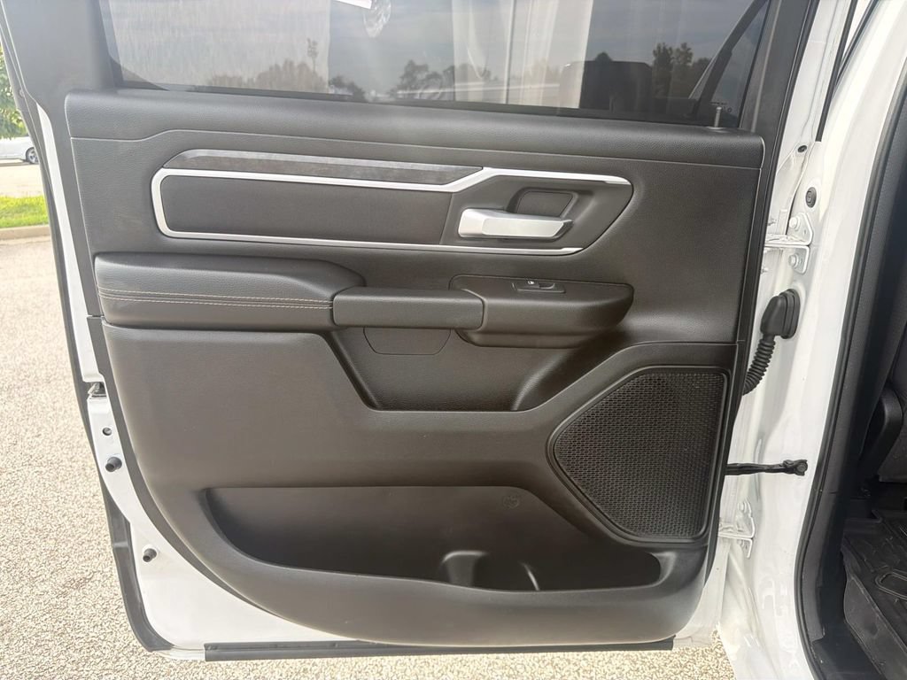 Used 2023 RAM 1500 Big Horn AWD/4WD image 23