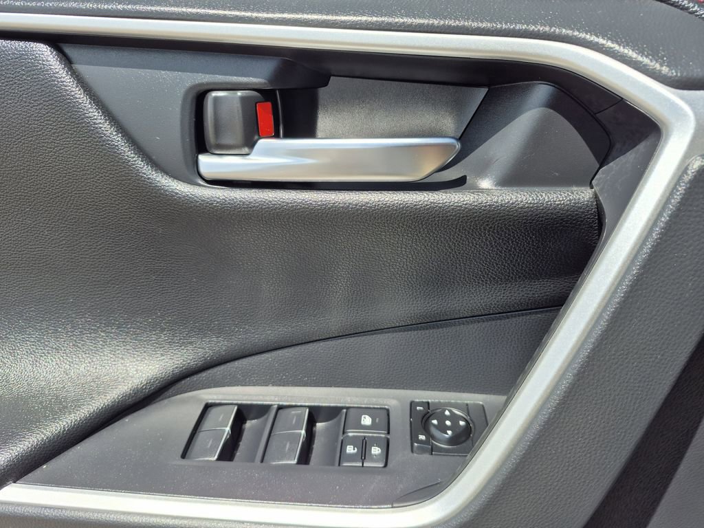 Used 2023 Toyota RAV4 XSE w/ Weather Package AWD/4WD image 8