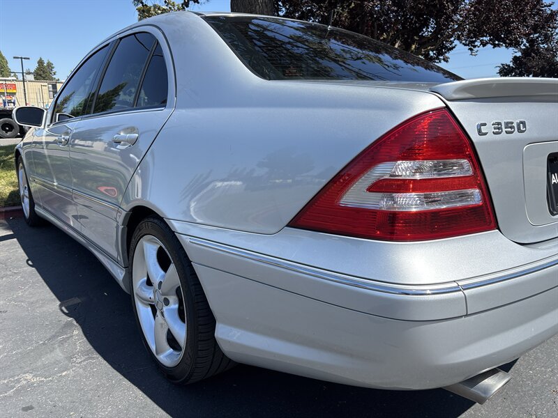 Used 2006 Mercedes-Benz C 350 Sedan image 10
