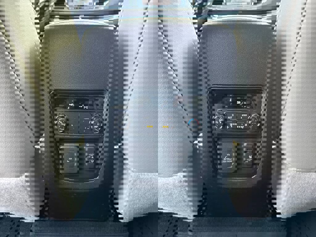 Used 2024 Buick Enclave Avenir image 37