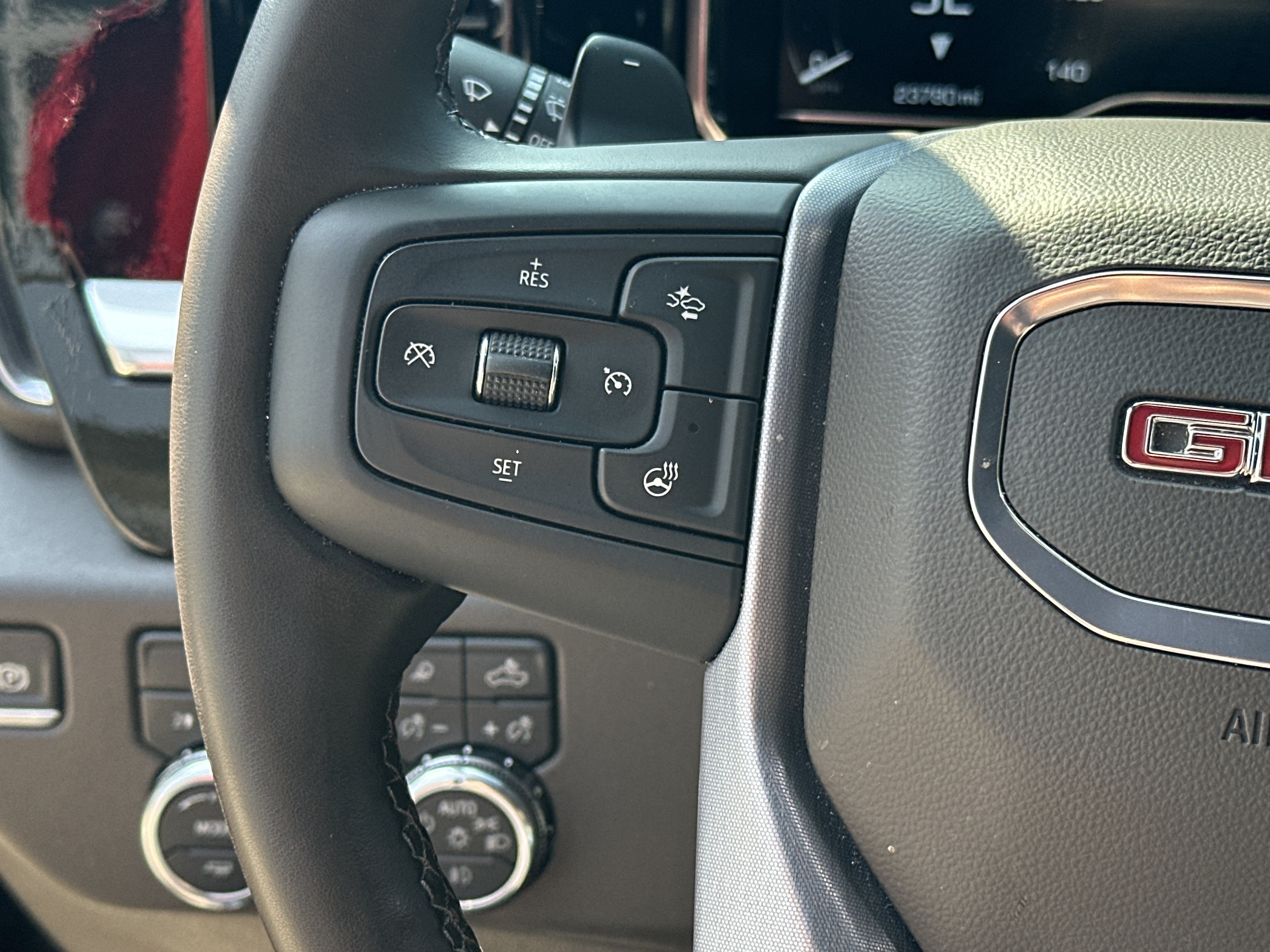 Used 2024 GMC Sierra 1500 SLT w/ SLT Premium Plus Package AWD/4WD image 18