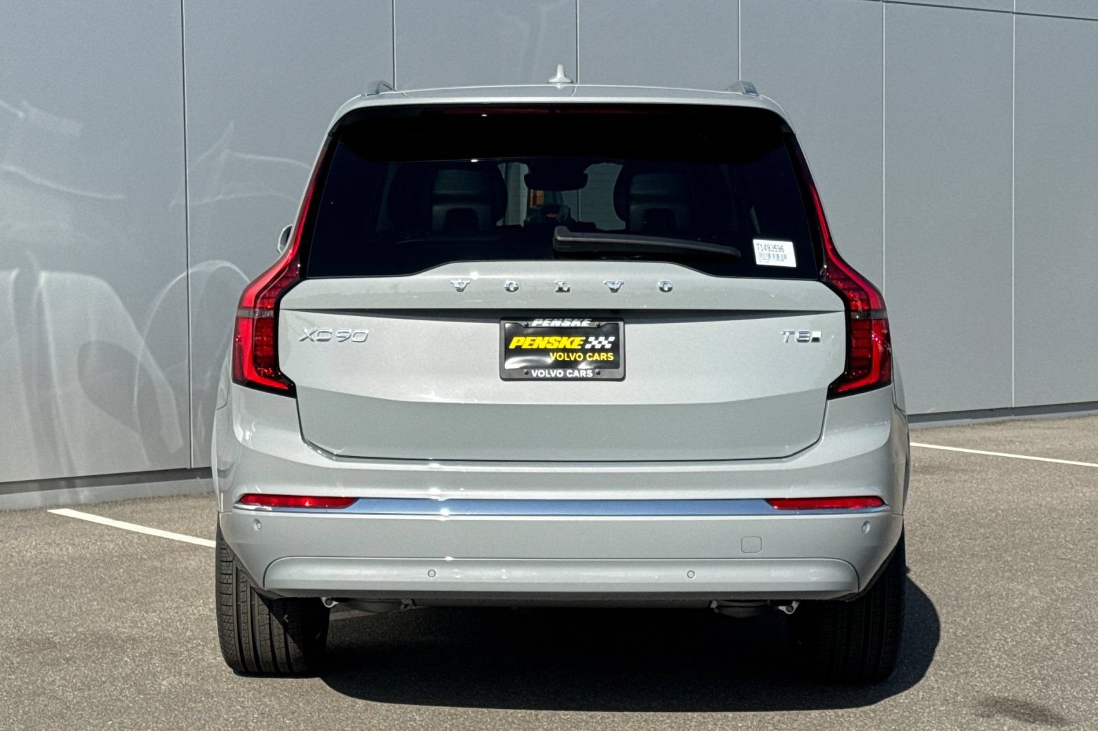 New 2026 Volvo XC90 T8 Ultra w/ Protection Package AWD/4WD image 4