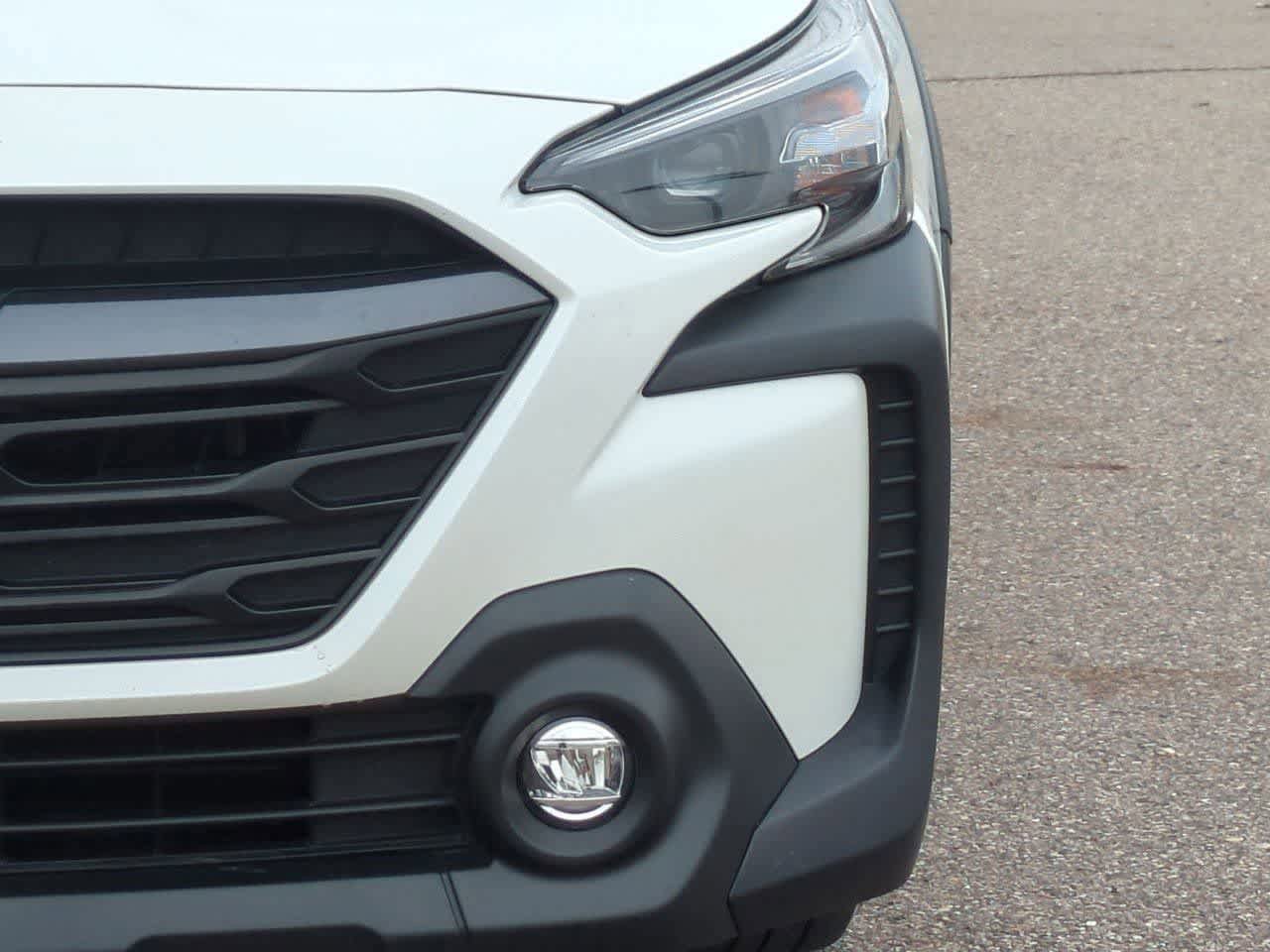 Used 2023 Subaru Outback Premium image 10