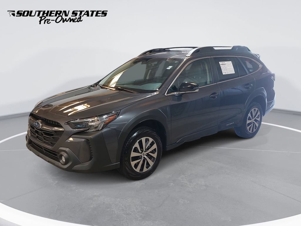 Used 2024 Subaru Outback Premium AWD/4WD image 1