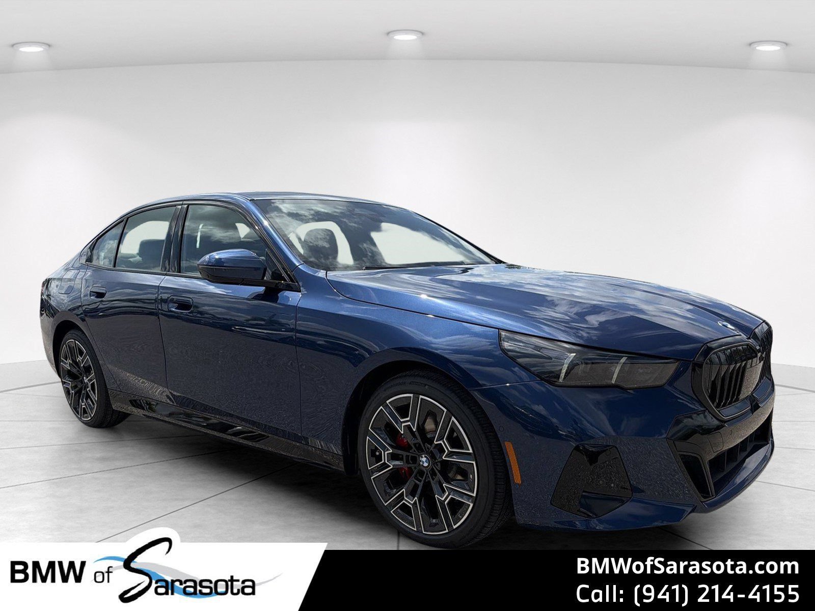 New 2027 BMW 530i xDrive w/ M Sport Package AWD/4WD image 1