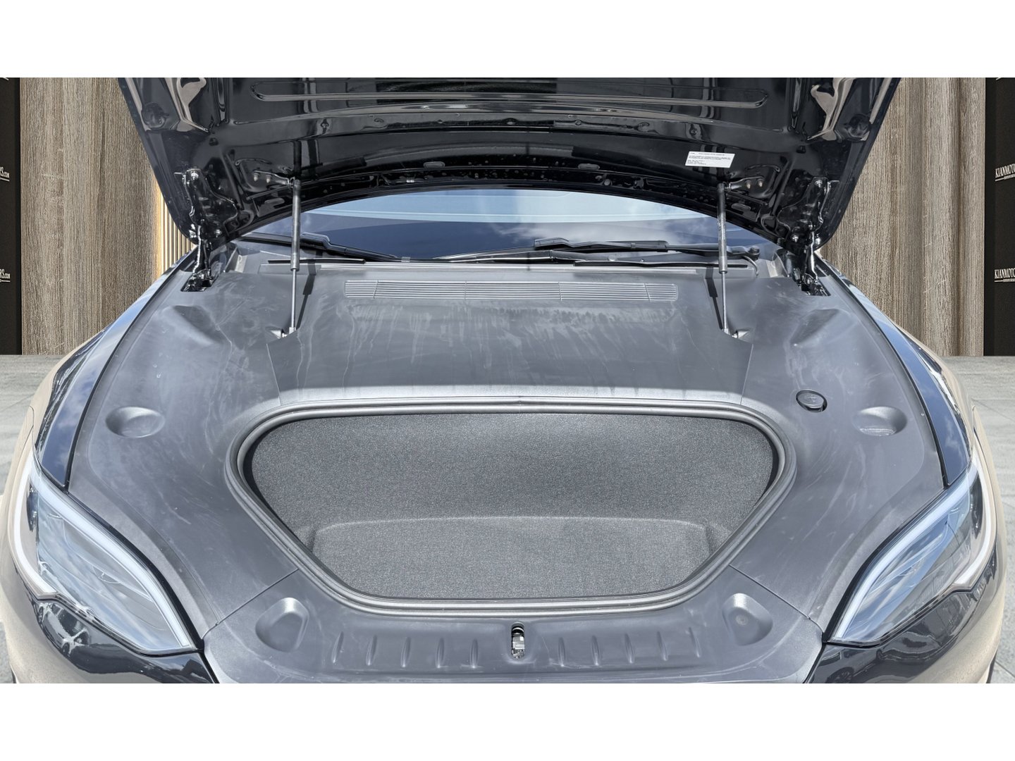 Used 2023 Tesla Model S AWD/4WD image 17