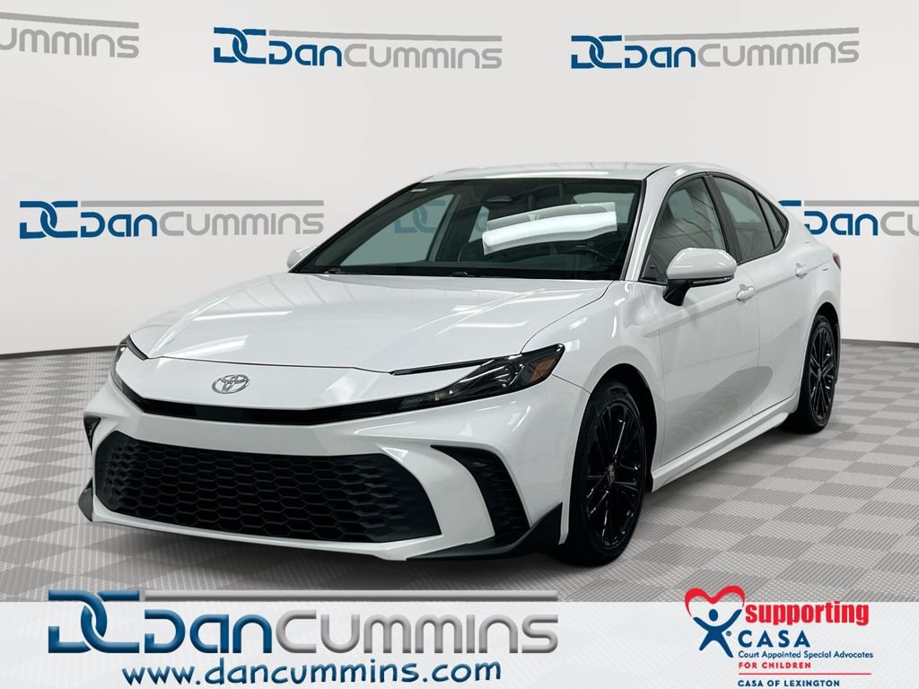 Used 2025 Toyota Camry SE