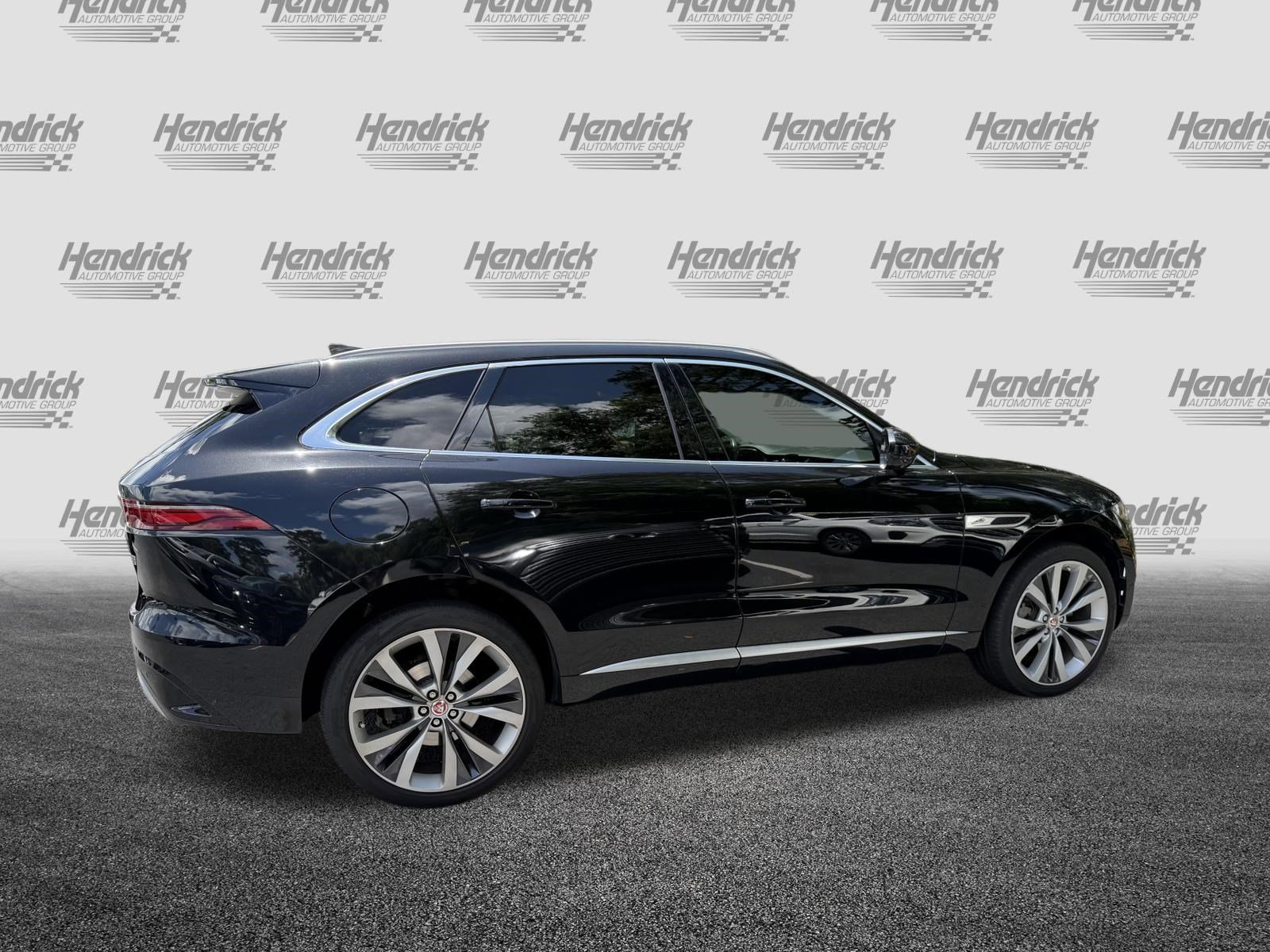 Used 2021 Jaguar F-PACE R-Dynamic S AWD/4WD image 10