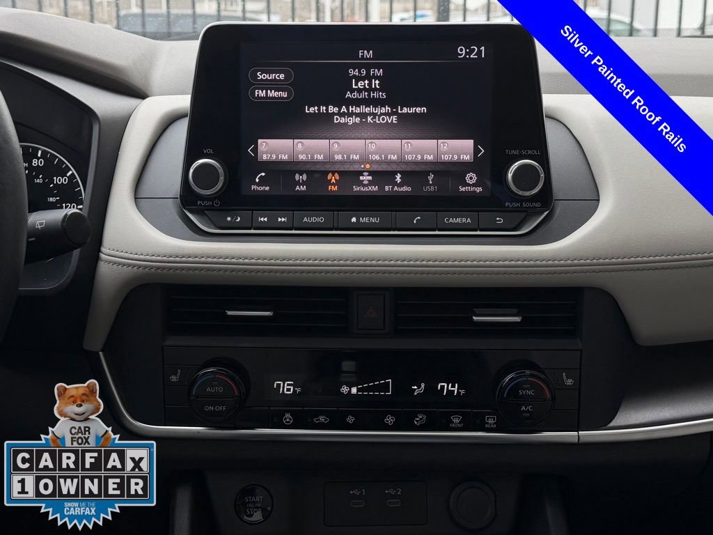 Used 2024 Nissan Rogue SV w/ SV Premium Package image 16