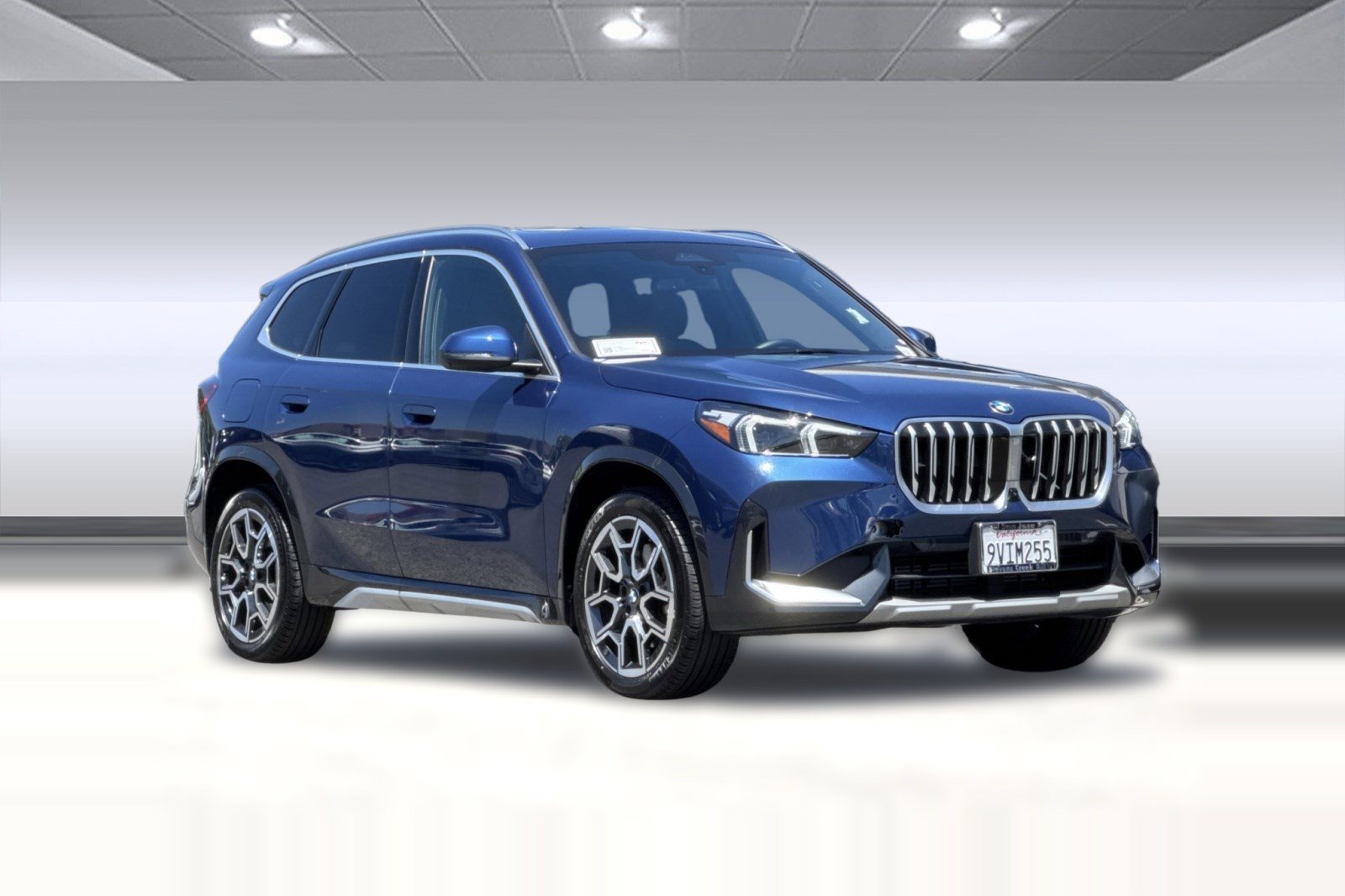 Used 2025 BMW X1 xDrive28i w/ Premium Package AWD/4WD image 7