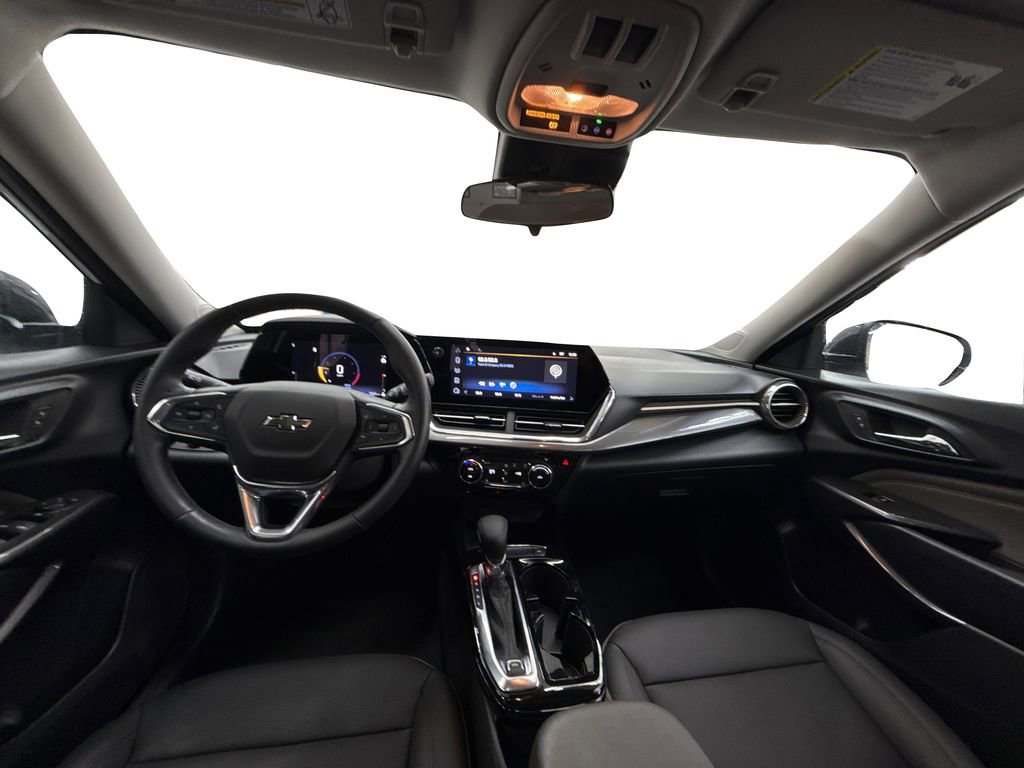 Used 2024 Chevrolet Trax ACTIV w/ Sunroof Package image 17