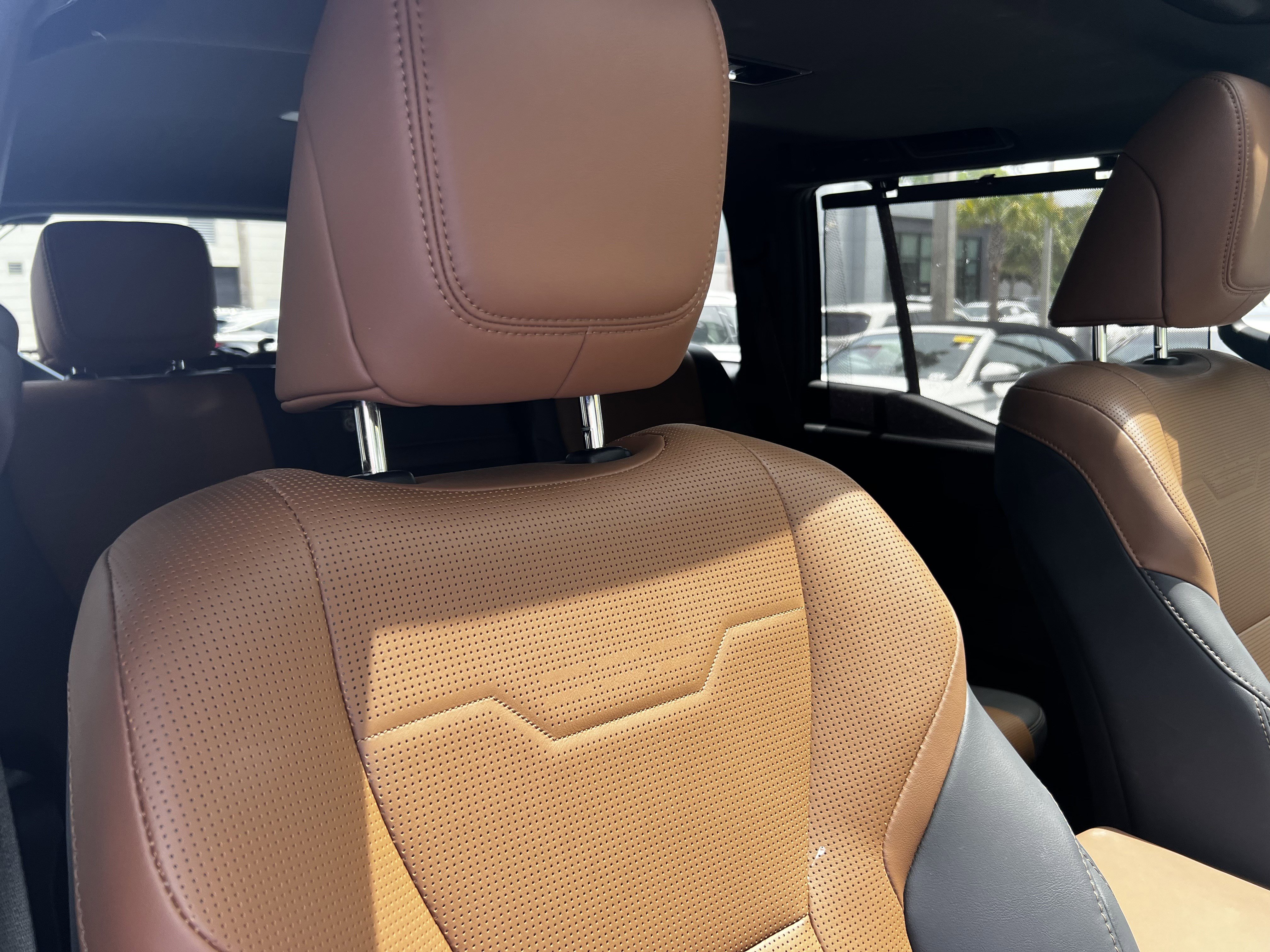 Certified 2025 Lexus GX 550 w/ Accessory Package (2T) AWD/4WD image 50