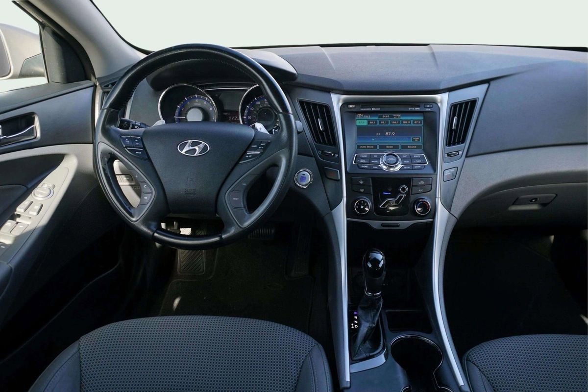 Used 2011 Hyundai Sonata SE w/ Navigation & Sunroof Pkg 4 FWD image 20