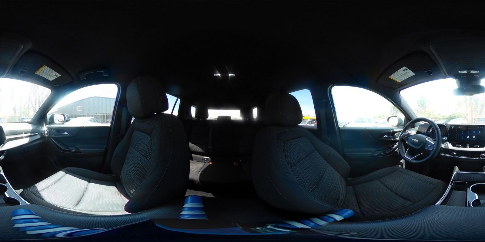 Used 2025 Chevrolet Equinox LT AWD/4WD image 40