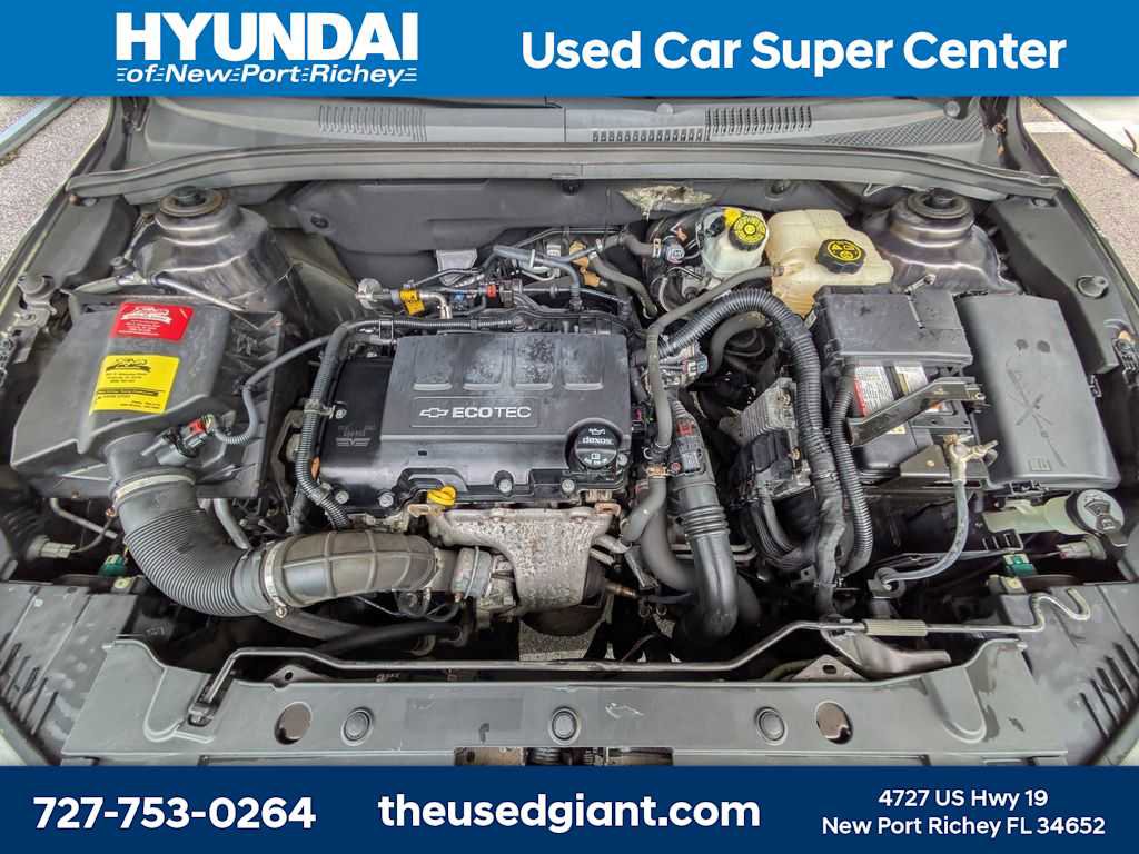 Used 2016 Chevrolet Cruze LT FWD image 13