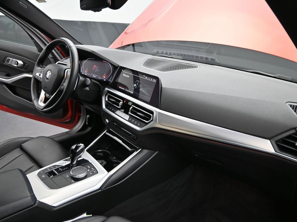 Used 2022 BMW 330i Sedan w/ Premium Package image 20