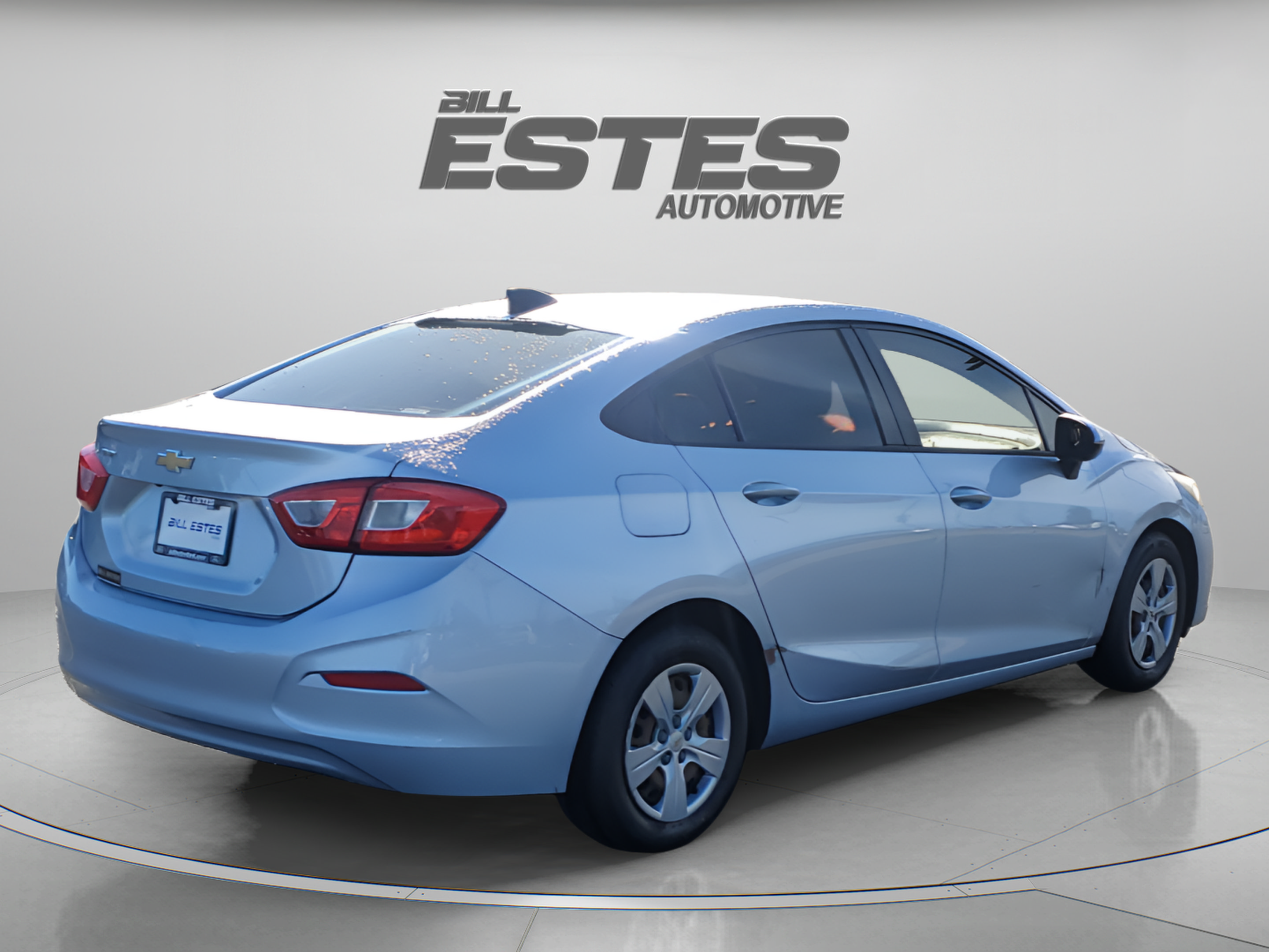 Used 2018 Chevrolet Cruze LS FWD image 4