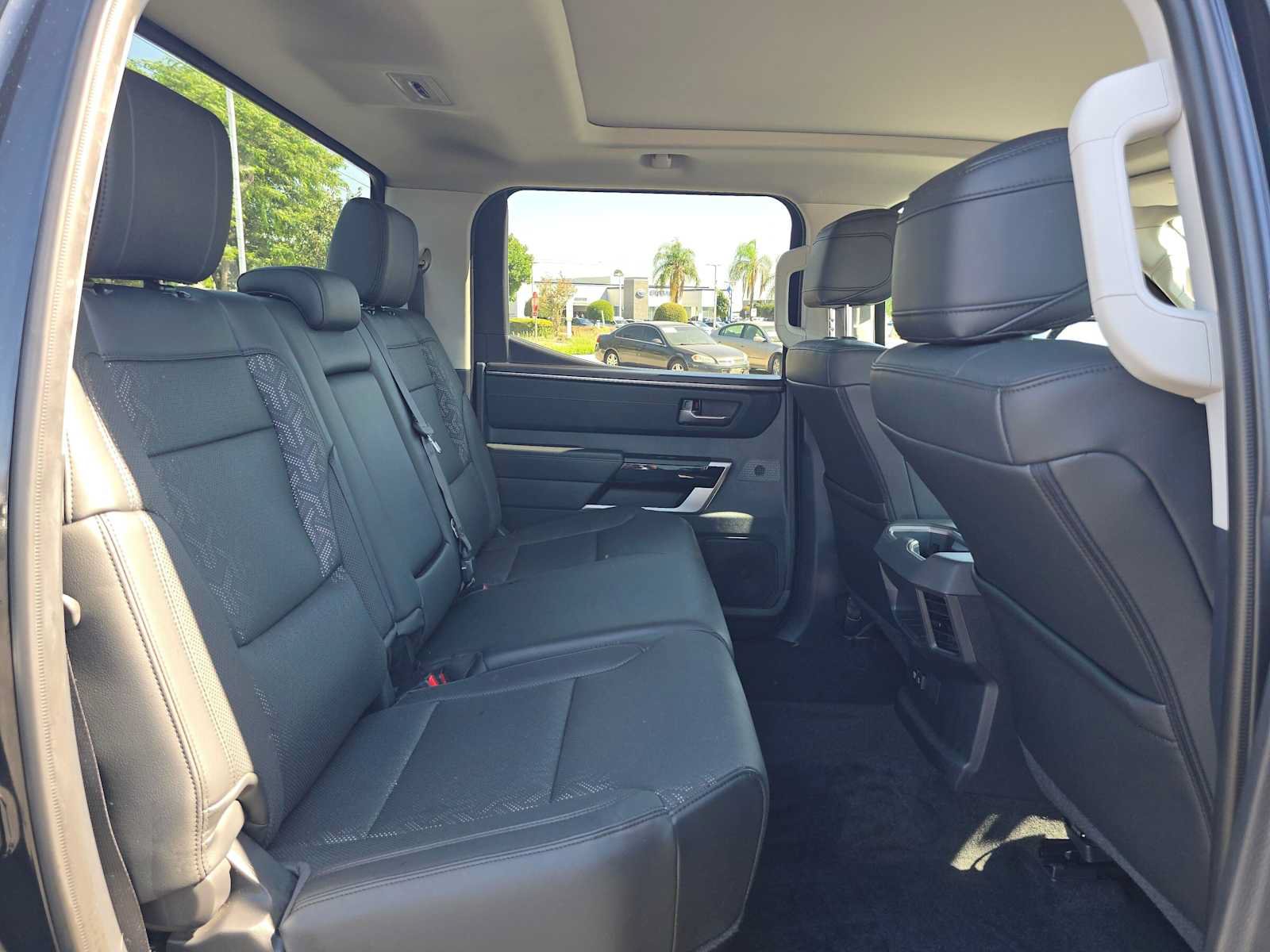 Used 2024 Toyota Tundra Limited AWD/4WD image 12