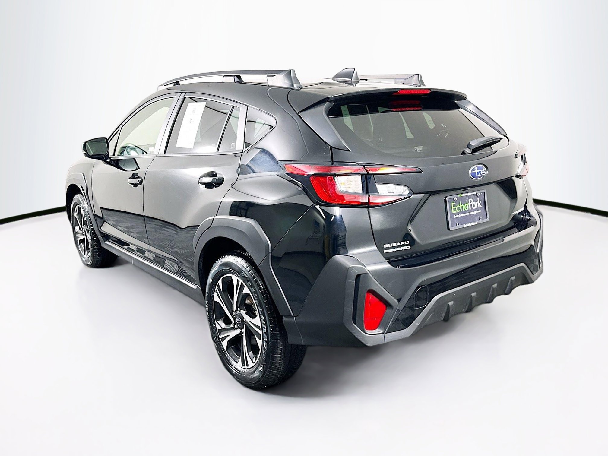 Used 2024 Subaru Crosstrek 2.0i Premium image 5