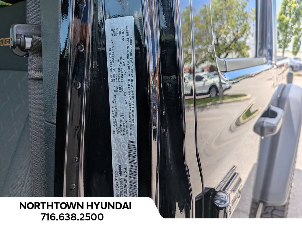 Used 2026 Jeep Gladiator Mojave AWD/4WD image 37