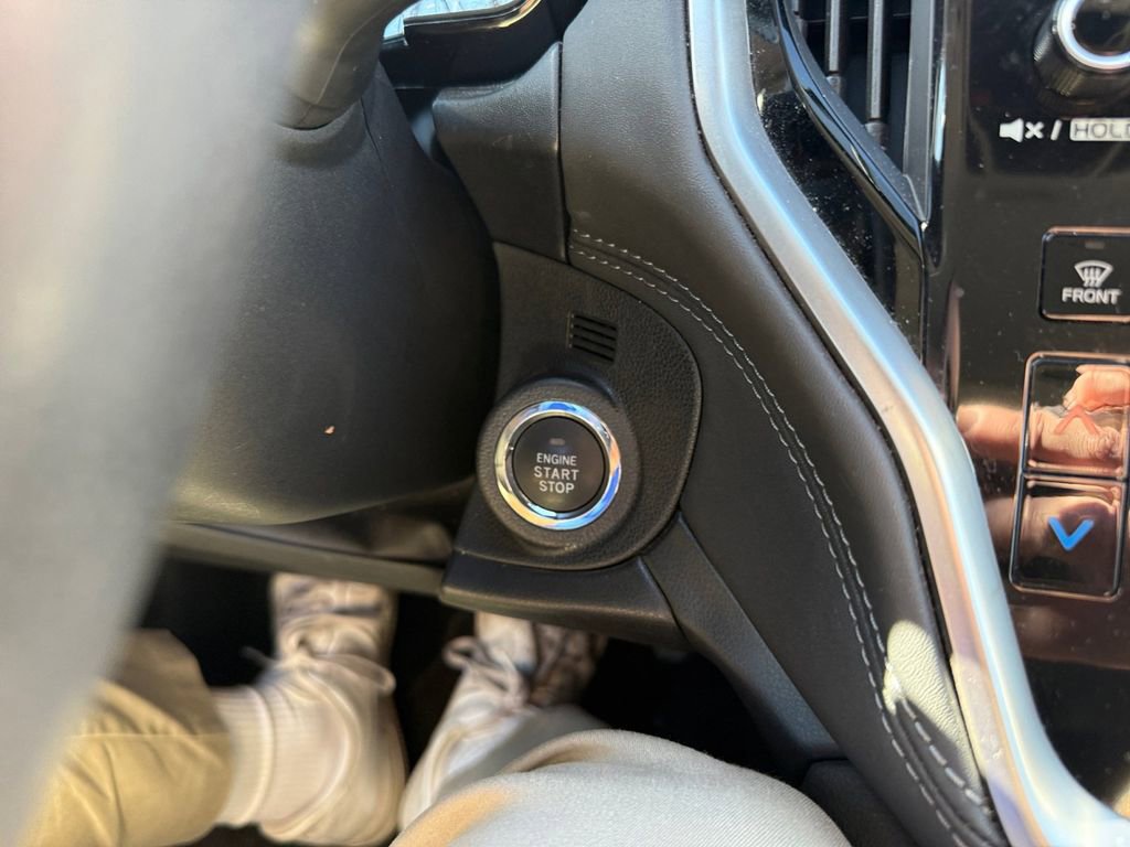 Used 2022 Subaru Outback Premium image 29