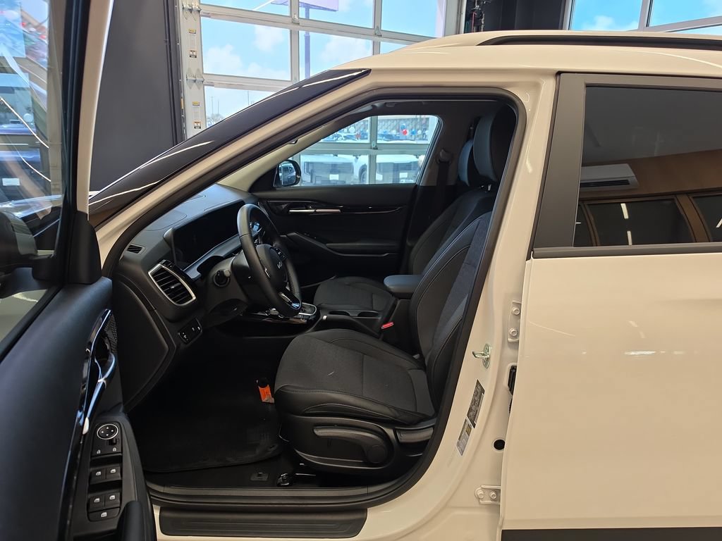 Certified 2026 Kia Seltos S FWD image 15