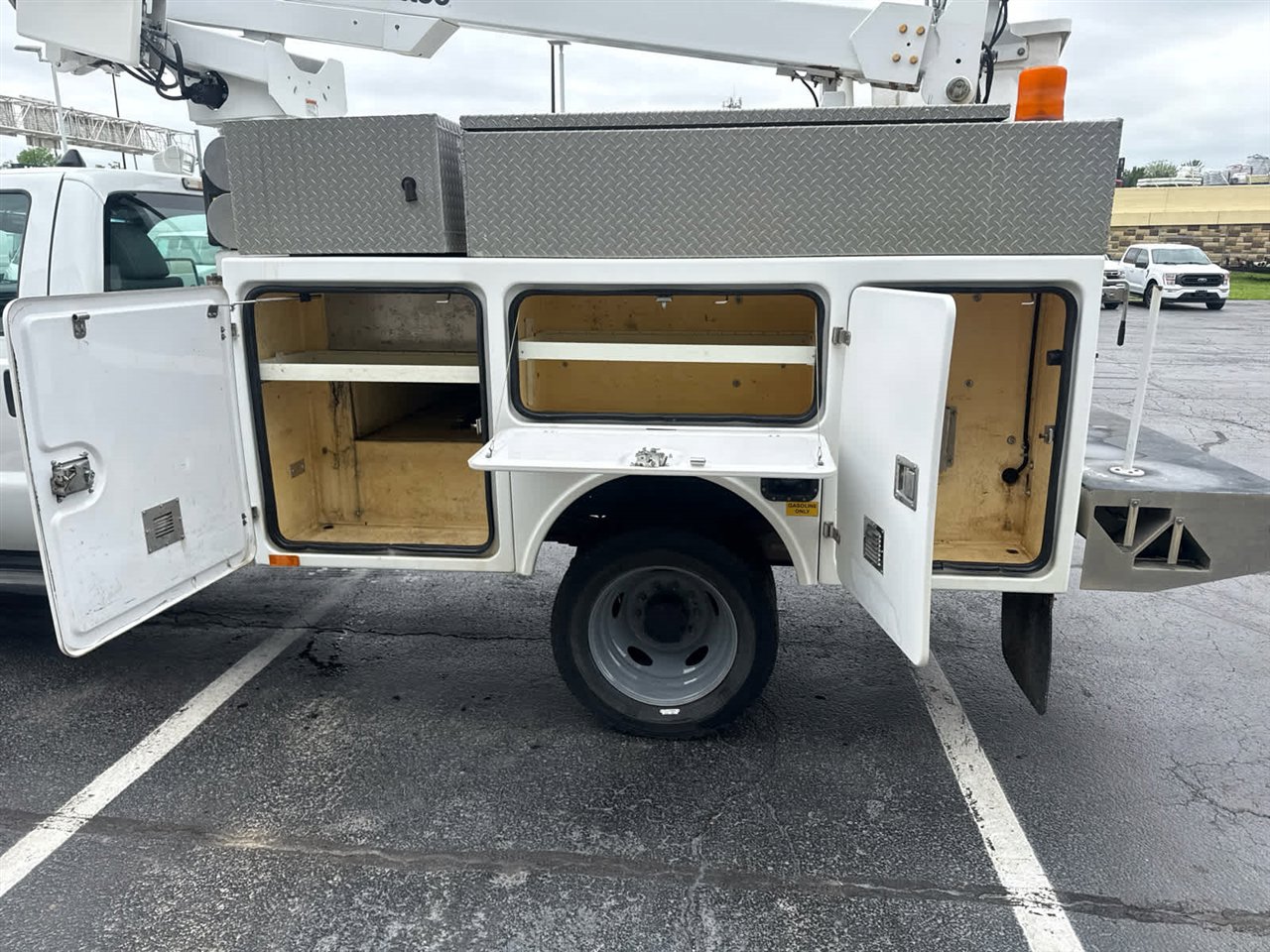Used 2013 Ford F450 XL w/ Snow Plow Prep Pkg RWD image 16