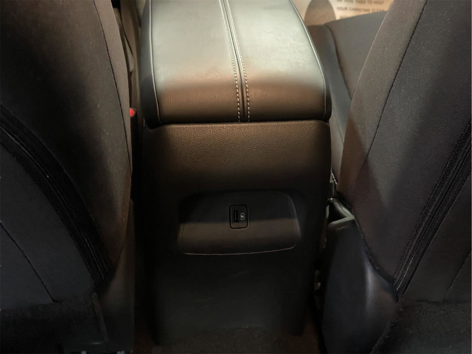 Used 2025 Nissan Sentra SV w/ All-Weather Package image 17