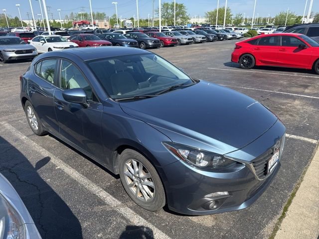 Used 2015 MAZDA MAZDA3 i Touring w/ Technology Package FWD image 6