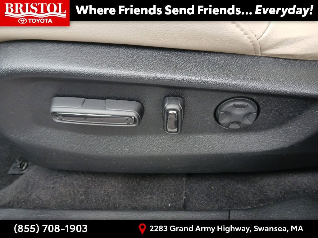 Used 2022 Honda CR-V Touring image 21