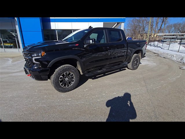 New 2025 Chevrolet Silverado 1500 ZR2 image 4
