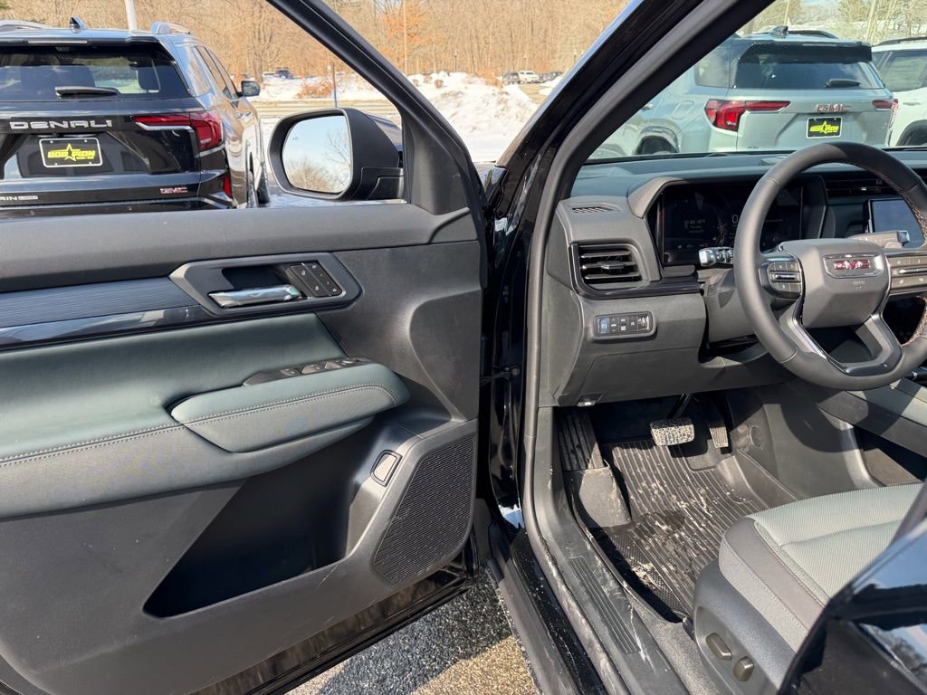 New 2026 GMC Terrain AT4 w/ Convenience Package III image 19