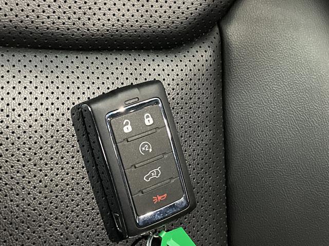 Used 2025 Jeep Grand Cherokee L Limited w/ Luxury Tech Group II AWD/4WD image 28