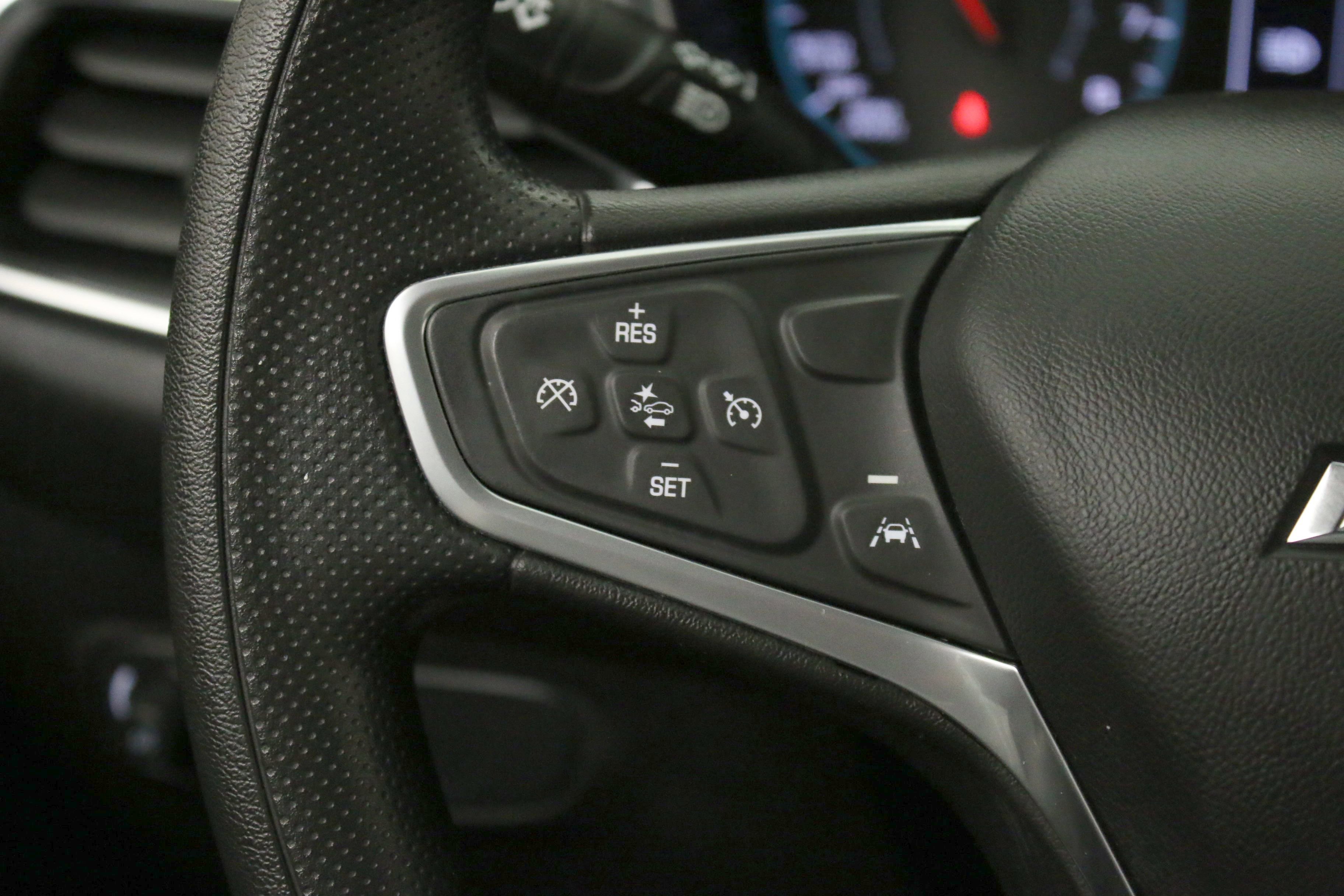 Used 2023 Chevrolet Equinox LS FWD image 14