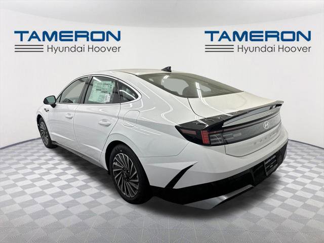 New 2025 Hyundai Sonata SEL image 3