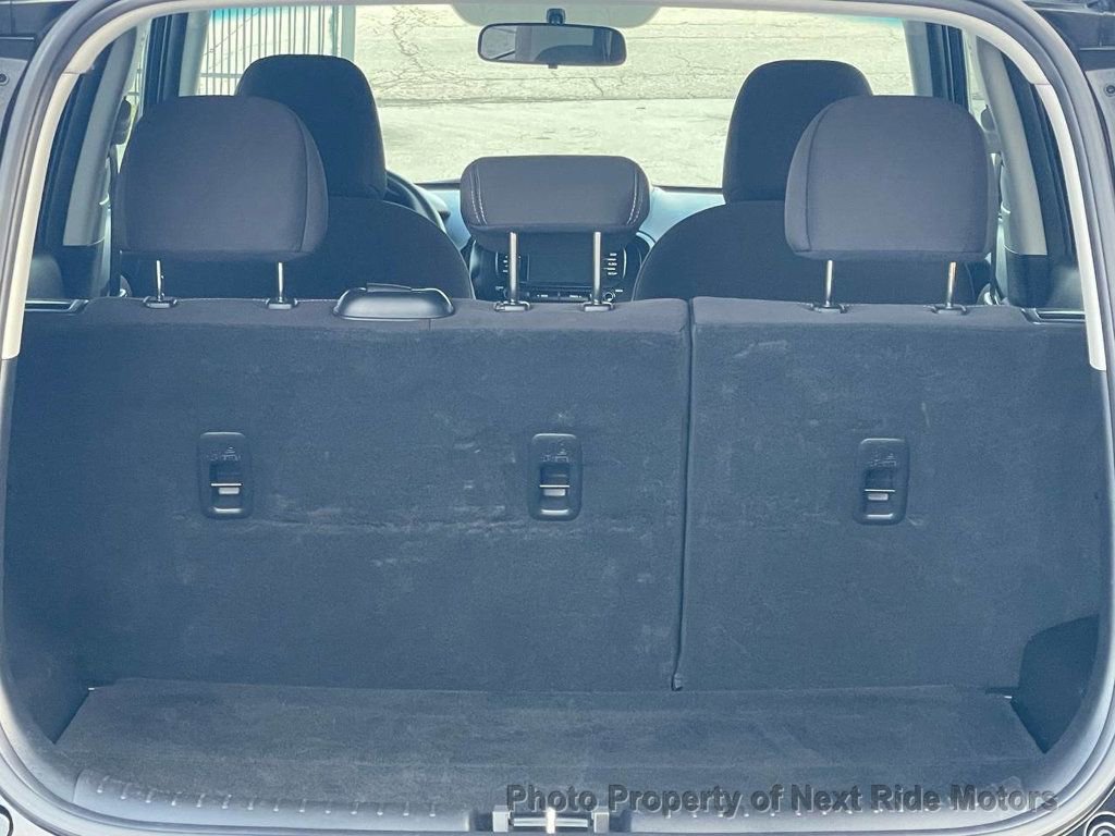 Used 2019 Kia Soul image 25