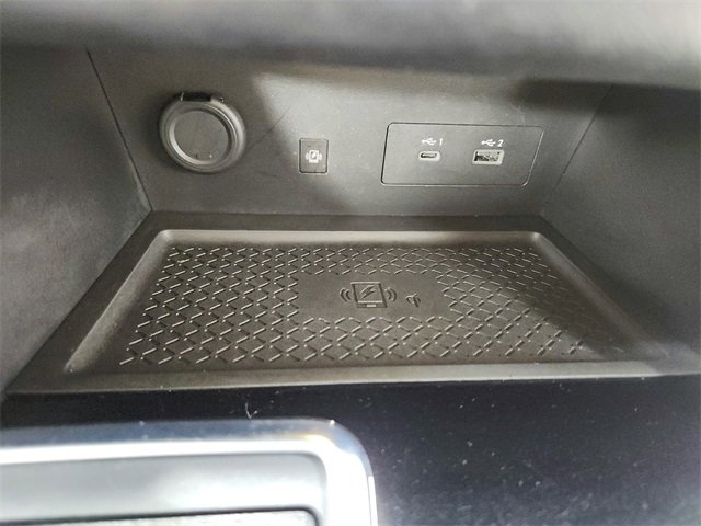 Used 2024 Nissan Pathfinder Platinum w/ Lighting Package (N93) image 32