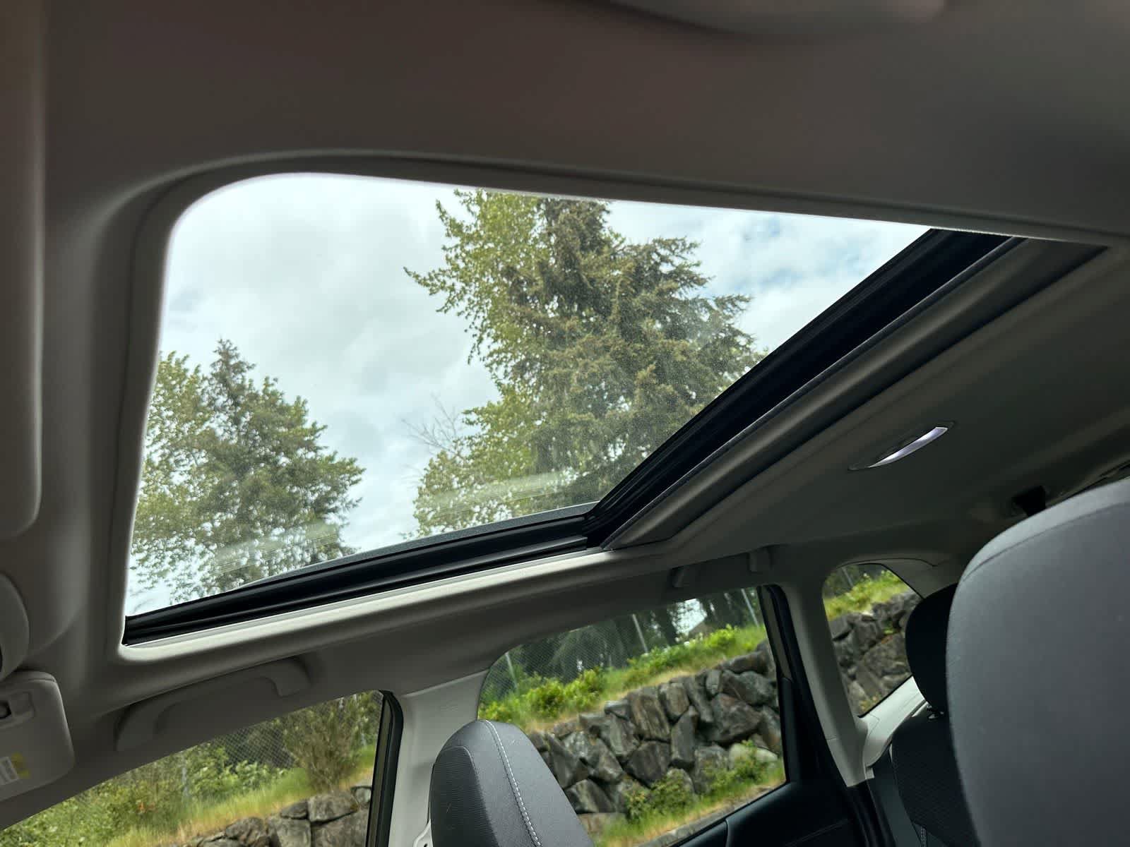 Certified 2022 Subaru Forester Premium AWD/4WD image 18