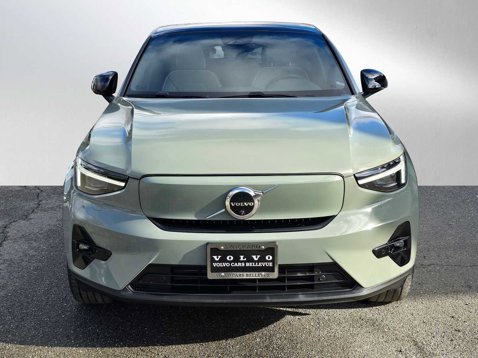 Used 2023 Volvo C40 P8 Recharge Ultimate w/ Protection Package Premier image 8