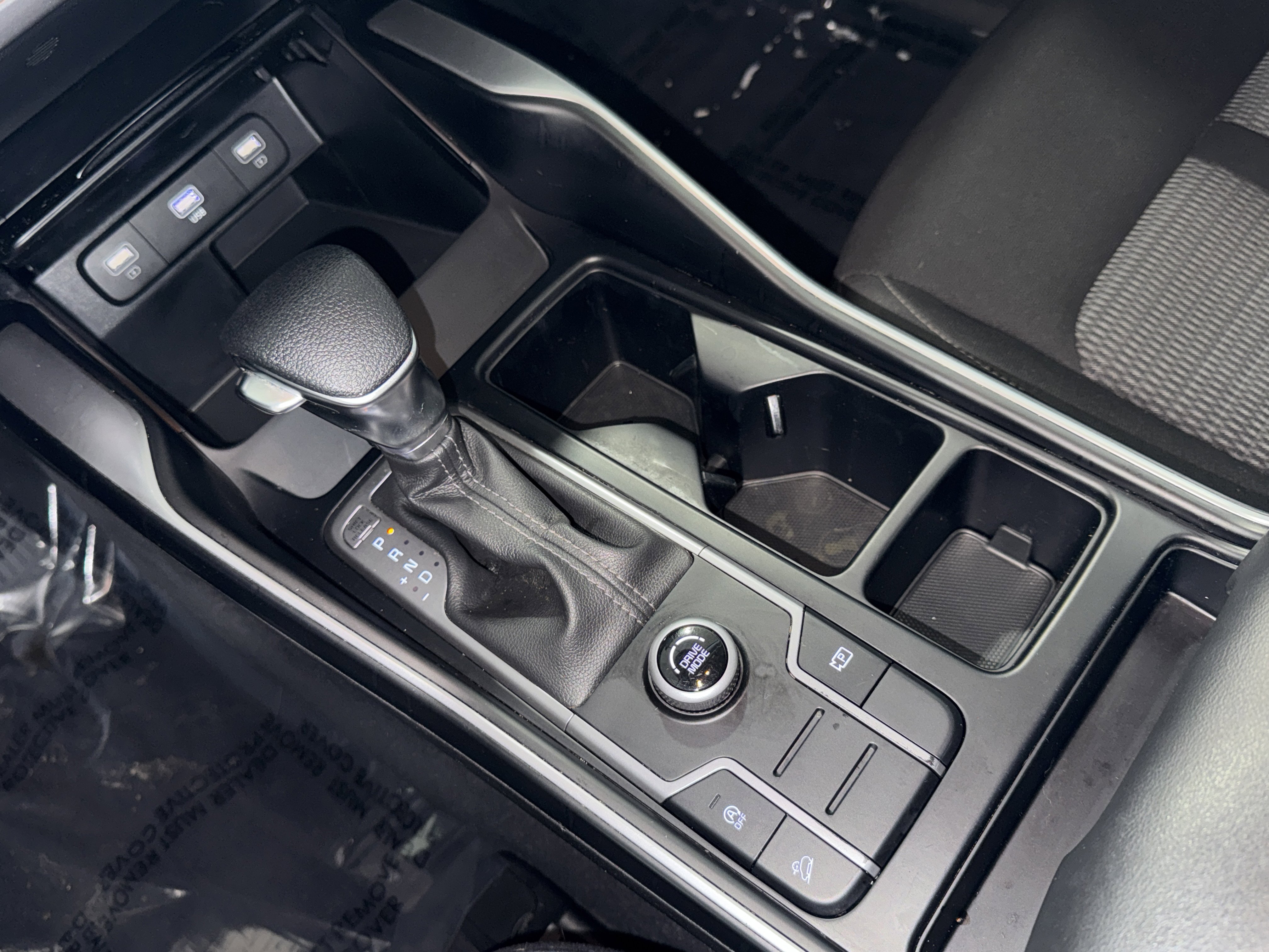 Used 2023 Kia Sorento LX image 27