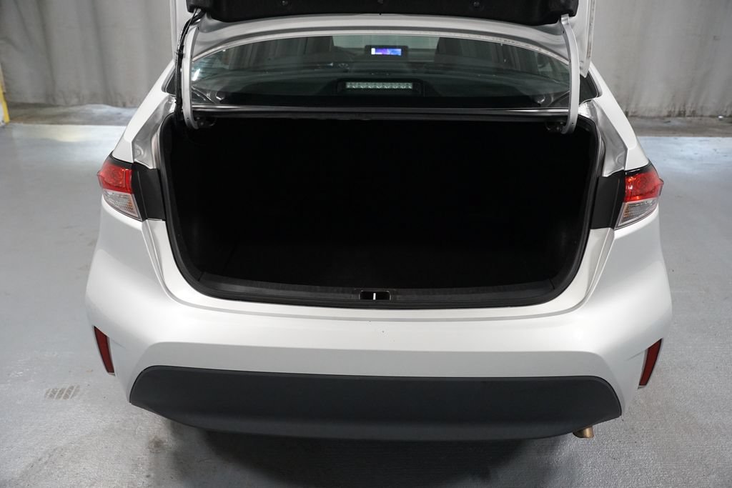 Certified 2024 Toyota Corolla LE FWD image 31