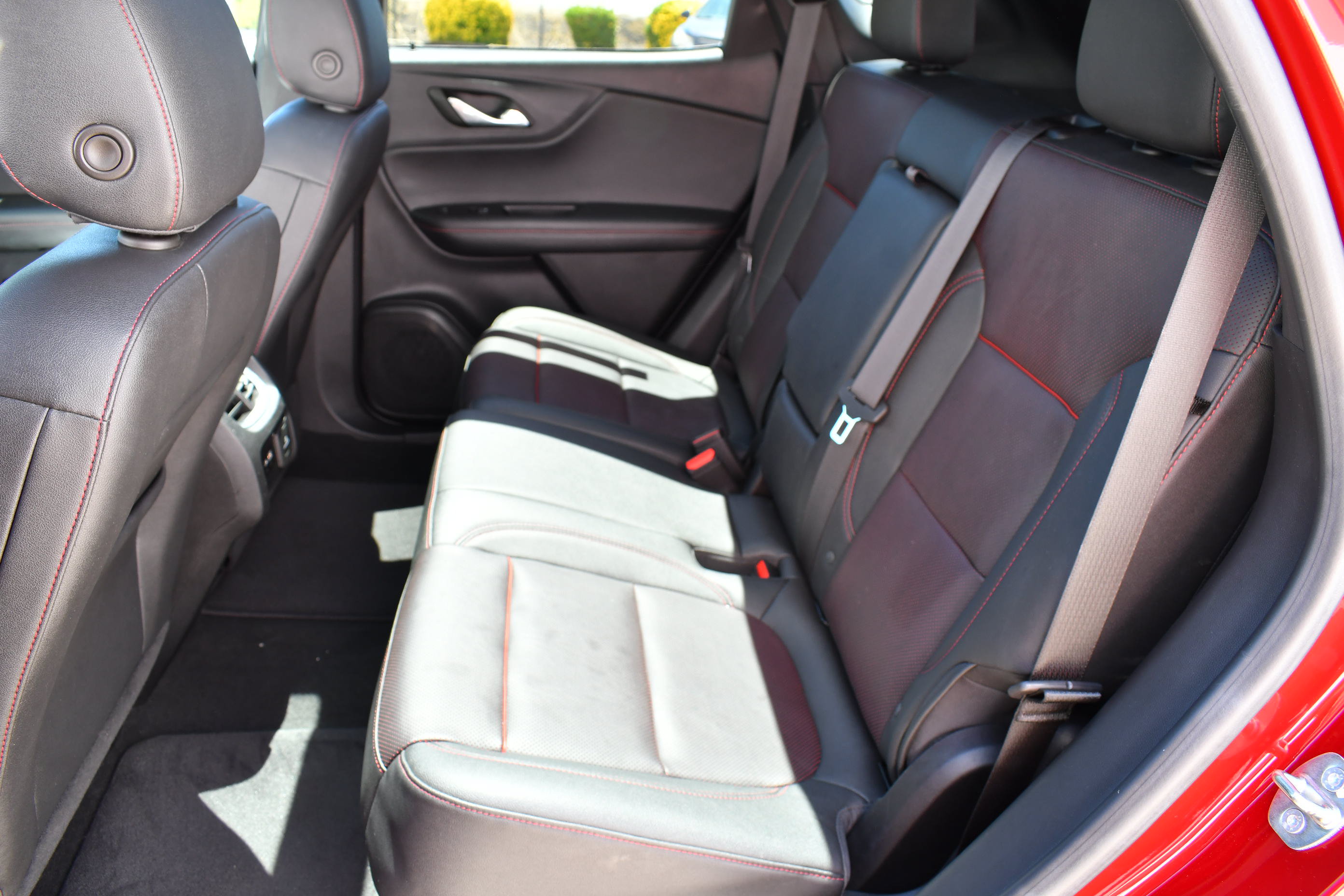 Used 2023 Chevrolet Blazer RS w/ Driver Confidence II Package FWD image 26